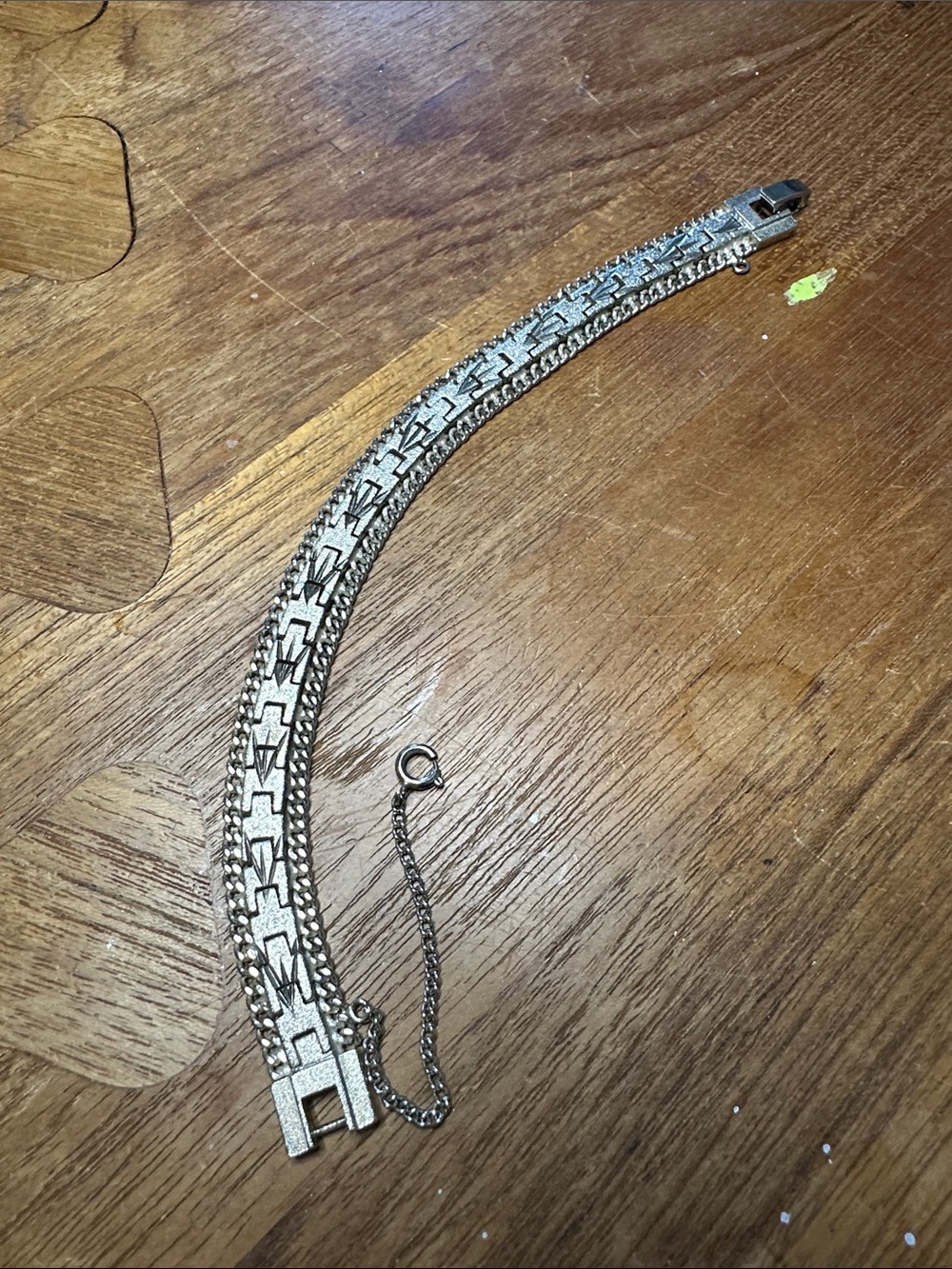 Textured Silver Link Bracelet with Rope Edge - Picture 3 of 5